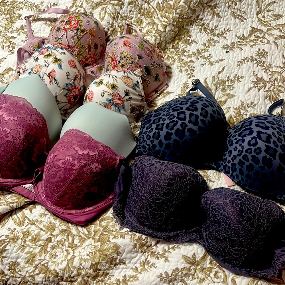 All vs bras 34ddd & 36ddd